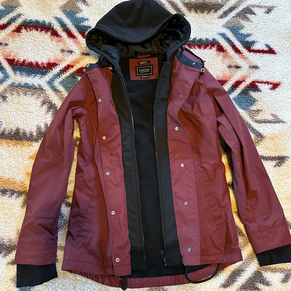 Empyre Small Snowboard/Ski Jacket - Picture 2 of 5